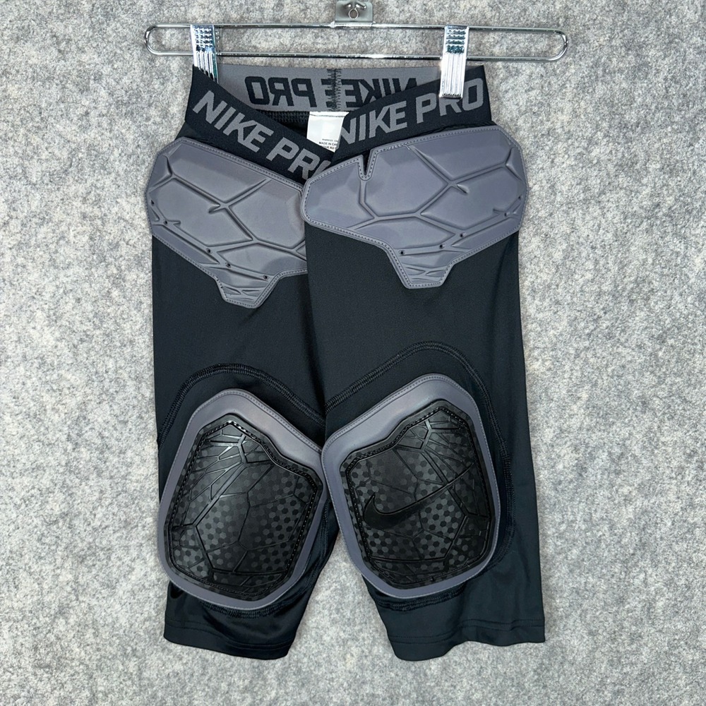 Nike Padded Shorts Youth XL Black Hyperstrong AO6243-010 Football Compression